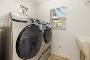 431 Jarquin Way, The Villages, FL 32162 - Photo 21