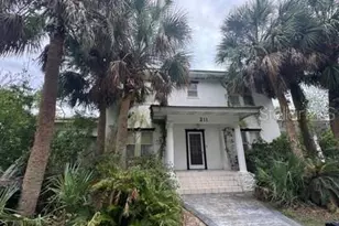 211 S Central Ave, Umatilla, FL 32784 - Photo 1