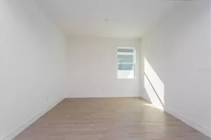 776 Sunshower Dr, Lady Lake, FL 32159 - Photo 5