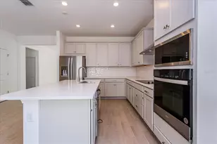 776 Sunshower Dr, Lady Lake, FL 32159 - Photo 9