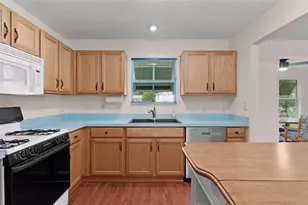 1705 Staunton St, The Villages, FL 32162 - Photo 15