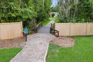 1111 Lakeshore Dr, Eustis, FL 32726 - Photo 45