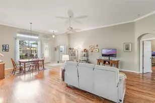 22228 Oxford Heights Dr, Leesburg, FL 34748 - Photo 5