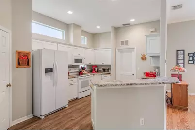 22228 Oxford Heights Drive, Leesburg, FL 34748 - Photo 9