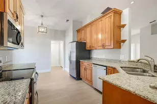 210 E Baker St, Minneola, FL 34715 - Photo 7