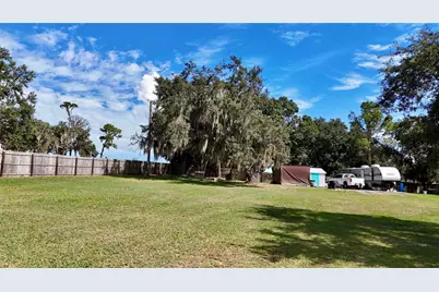 7089 Number Two Road, Yalaha, FL 34797 - Photo 15