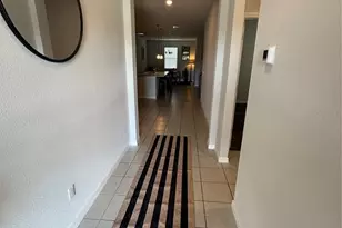 37030 Lake Overlook Dr, Grand Island, FL 32735 - Photo 3