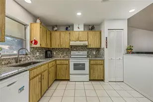 4655 Sturbridge Cir, Orlando, FL 32812 - Photo 21