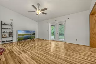 4655 Sturbridge Cir, Orlando, FL 32812 - Photo 19