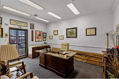 131 W Main Street, Tavares, FL 32778 - Photo 15