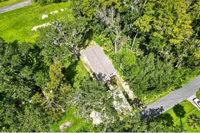 2890 Cr 426E, Lake Panasoffkee, FL 33538 - Photo 33