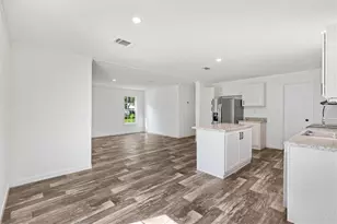 2890 Cr 426E, Lake Panasoffkee, FL 33538 - Photo 19