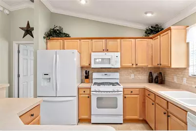 301 Pacolet Terrace, The Villages, FL 32162 - Photo 17