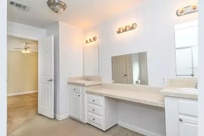 11642 Martell Court, Leesburg, FL 34788 - Photo 15