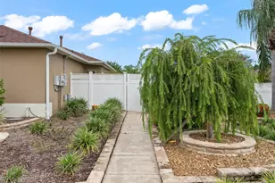 1981 Anniston Dr, The Villages, FL 32162 - Photo 5