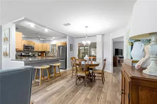 9638 SE 168th Elderberry Pl, The Villages, FL 32162 - Photo 7