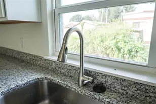 79 W Central Ave, Webster, FL 33597 - Photo 7