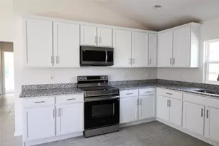 79 W Central Ave, Webster, FL 33597 - Photo 3