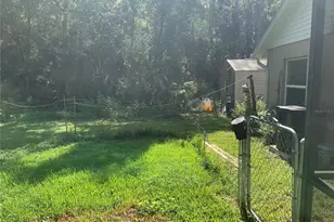 143 Timber Ln, Eustis, FL 32726 - Photo 9