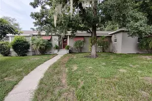 995 W 11th Ave, Mount Dora, FL 32757 - Photo 1