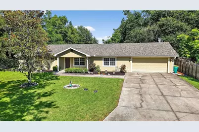 130 N Johns Street, Mount Dora, FL 32757 - Photo 1