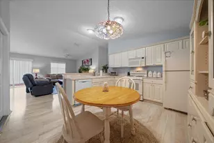 2023 Thurmond Ave, The Villages, FL 32162 - Photo 9