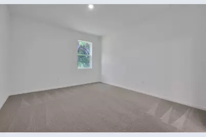 2866 Supermarine Road, Tavares, FL 32778 - Photo 13