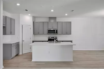 2866 Supermarine Road, Tavares, FL 32778 - Photo 7