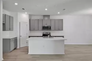 2866 Supermarine Rd, Tavares, FL 32778 - Photo 7