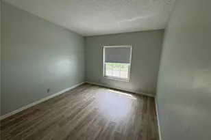 25704 Oak Alley, Leesburg, FL 34748 - Photo 17