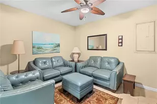 1119 Cr 457, Lake Panasoffkee, FL 33538 - Photo 11