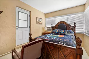 1119 Cr 457, Lake Panasoffkee, FL 33538 - Photo 25