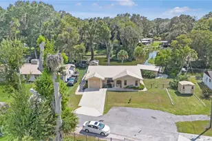 1119 Cr 457, Lake Panasoffkee, FL 33538 - Photo 3