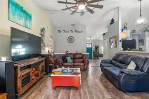 1101 Myrtle Lake View Dr, Fruitland Park, FL 34731 - Photo 11