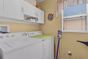 1537 Barnwell Pl, The Villages, FL 32162 - Photo 19