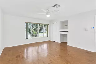 5789 Bounty Cir, Tavares, FL 32778 - Photo 35