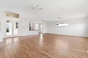 5789 Bounty Cir, Tavares, FL 32778 - Photo 13