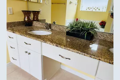 5446 Sea Leopard Street, Tavares, FL 32778 - Photo 13