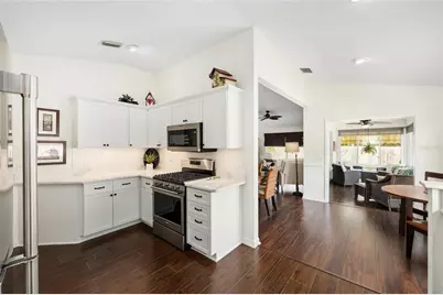 17720 SE 84th Peyton Court, The Villages, FL 32162 - Photo 11