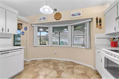 1003 Woodward Oaks Circle, Eustis, FL 32726 - Photo 11