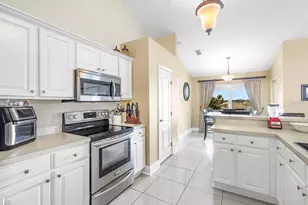 11519 Grand Bay Blvd, Clermont, FL 34711 - Photo 9