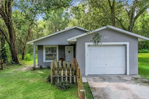 600 W Clarke St, Wildwood, FL 34785 - Photo 1