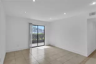 2130 Cascades Blvd, Kissimmee, FL 34741 - Photo 9