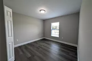 1225 Vanderway Ln, Lady Lake, FL 32159 - Photo 3