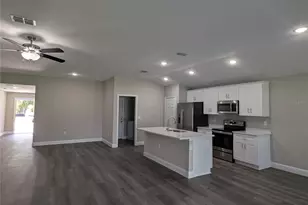 195 Kroll Ln, Lady Lake, FL 32159 - Photo 7