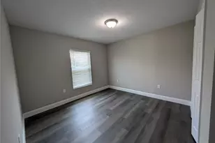 195 Kroll Ln, Lady Lake, FL 32159 - Photo 11