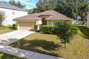 2339 Foxtree Rd, Tavares, FL 32778 - Photo 27