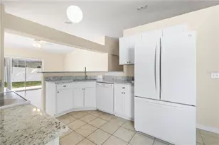 2339 Foxtree Rd, Tavares, FL 32778 - Photo 11