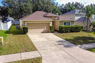 2339 Foxtree Rd, Tavares, FL 32778 - Photo 31