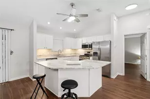 17966 SE 89th Natchez Ave, The Villages, FL 32162 - Photo 9